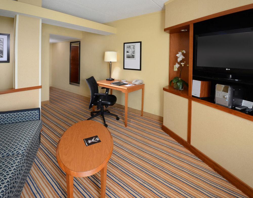 Holiday Inn Express Hopewell - Fort Lee Area, An Ihg Hotel Εξωτερικό φωτογραφία